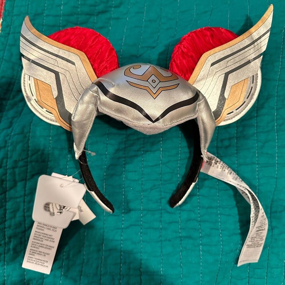 NWT Disney Parks Marvel Mighty Thor Valkyrie Ears Headband Love and Thunder